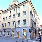Stella Cavana Apartment *